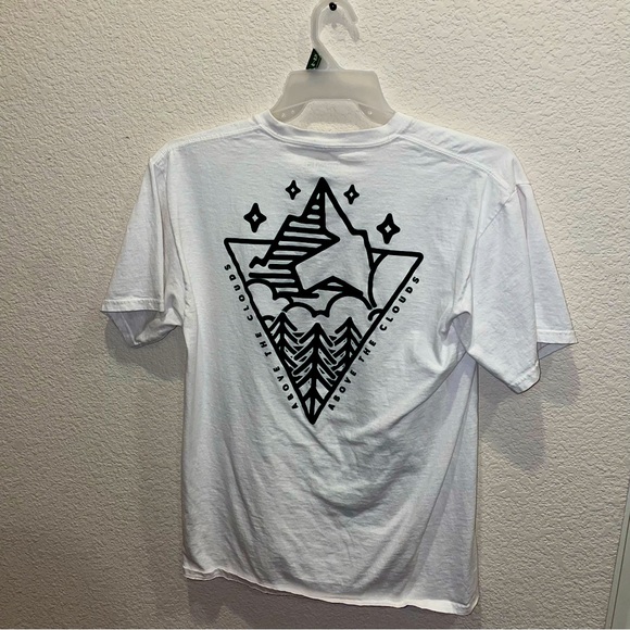 Dravus Shirt White/Green Size L “Above The Clouds” - Picture 1 of 2